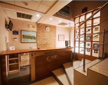 Car Royal Apartments And Rooms Novi Sad Dış mekan fotoğraf