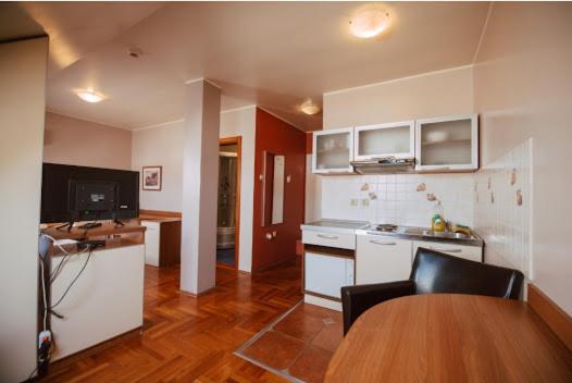 Car Royal Apartments And Rooms Novi Sad Dış mekan fotoğraf