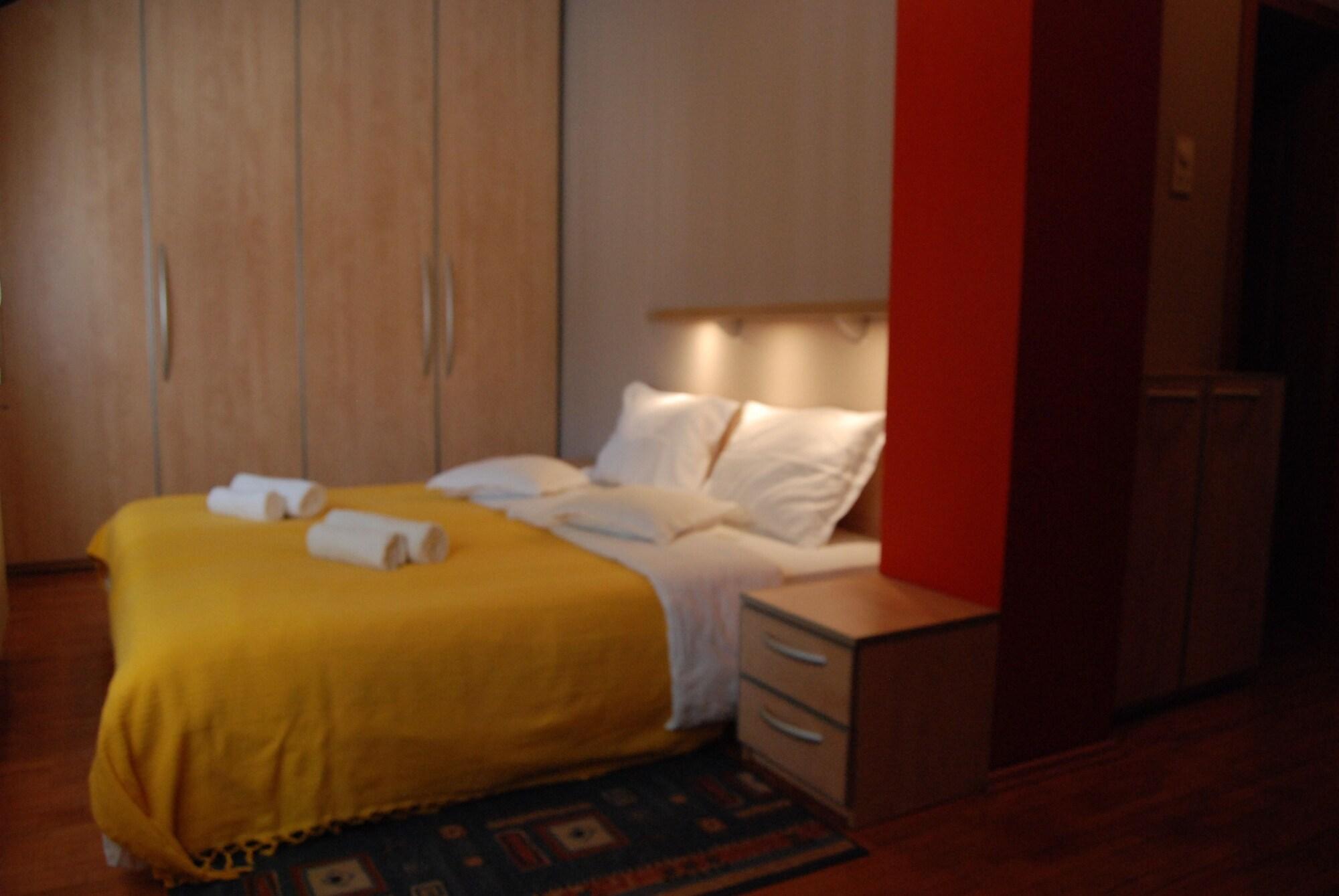 Car Royal Apartments And Rooms Novi Sad Dış mekan fotoğraf